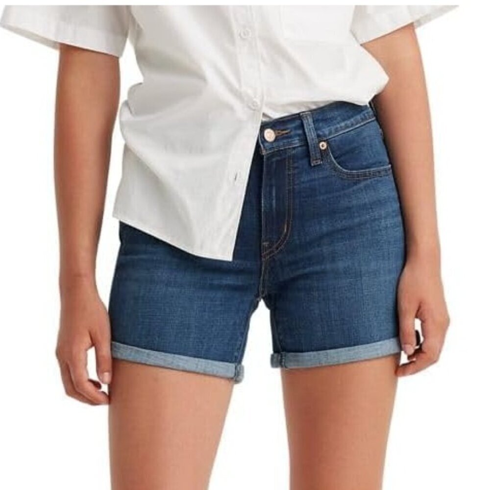 Levi’s Mid Length Denim Shorts Medium Wash size 27